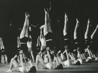 Akrobatyka - ćwiczenia gimnastyczne grupowe